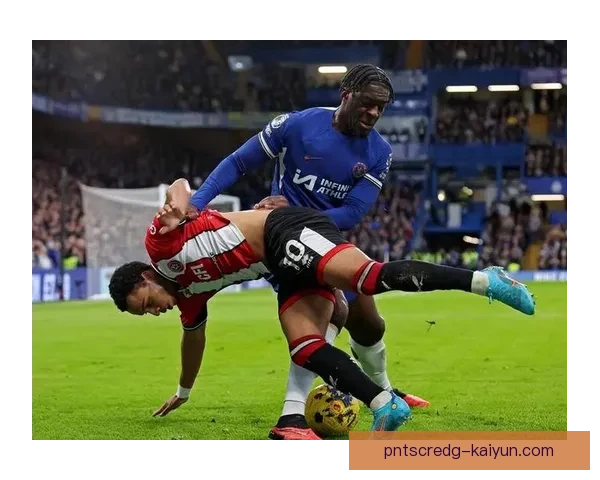 维拉阵容深度解析：新赛季潜力分析与挑战并存，表现值得关注