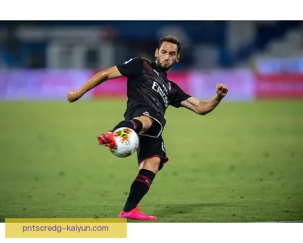 恰尔汗奥卢欧洲杯数据分析显示其表现稳健，成为球队关键中场。