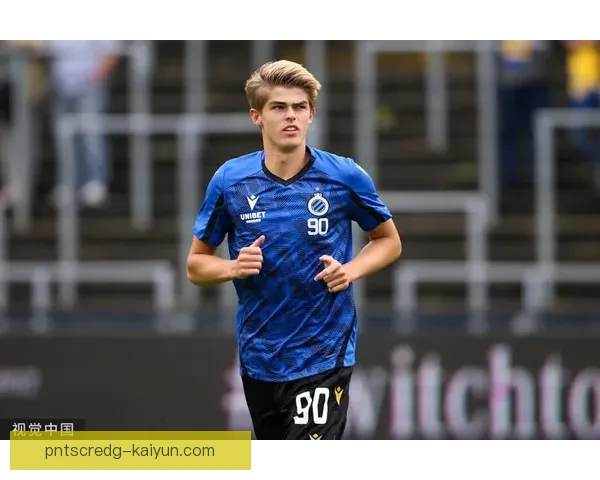 德凯特拉雷持续表现稳健，未来引发足坛广泛关注