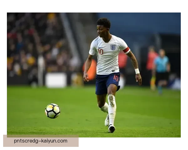 英超埃弗顿续约卡尔弗特-勒温，状态稳定，球队希望继续依赖其进攻能力